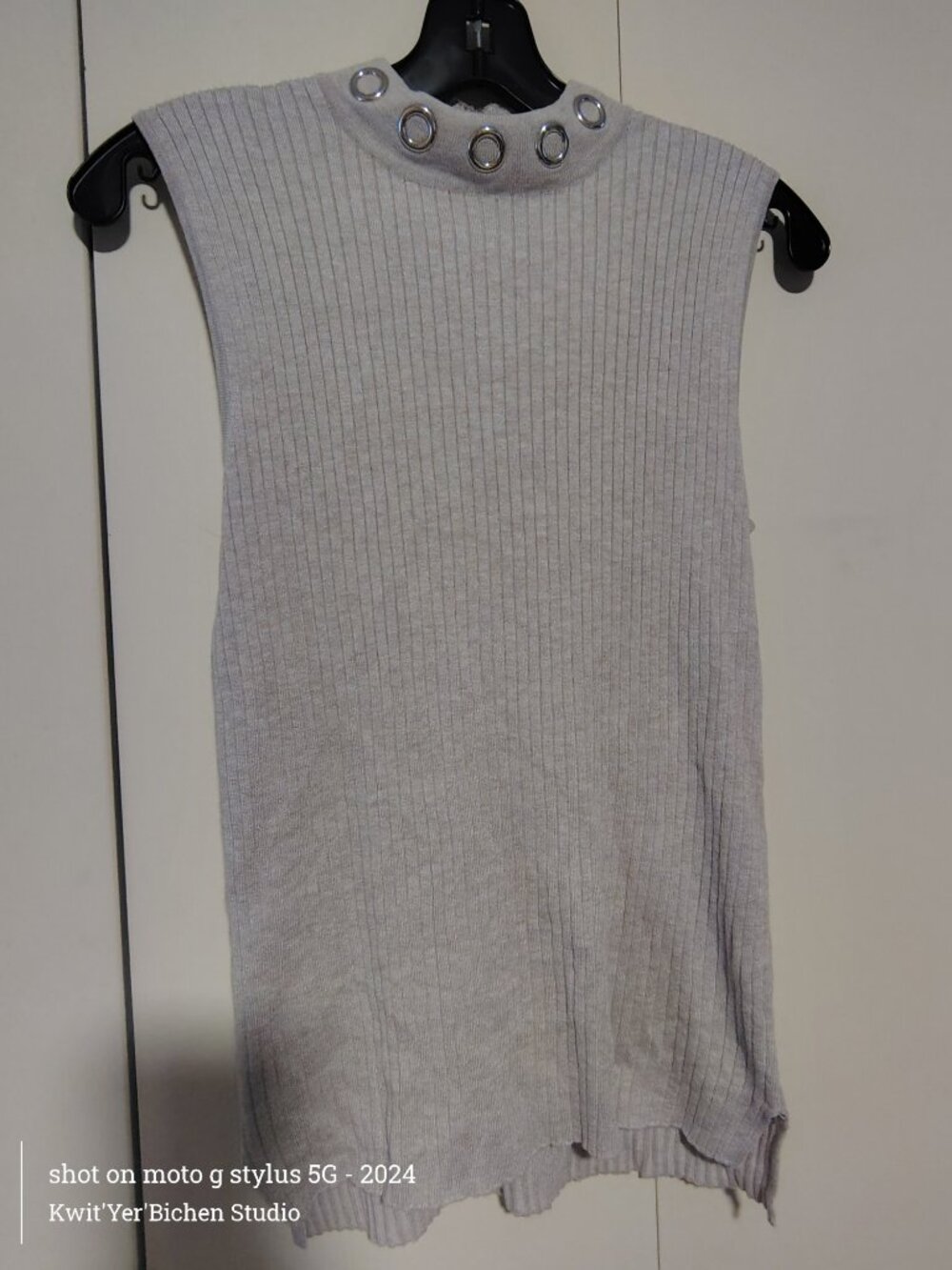 Women's Gray/taupe Knit Mock Neck Sleeveless Top 89th & Madison